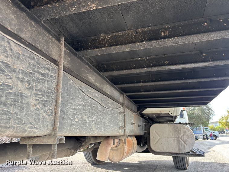 image for item DU0338 2006 International 4300 box truck