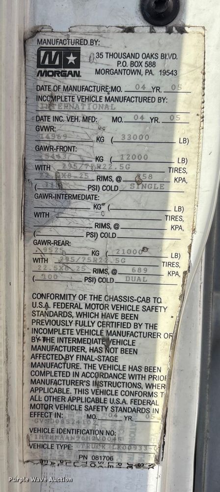 image for item DU0338 2006 International 4300 box truck