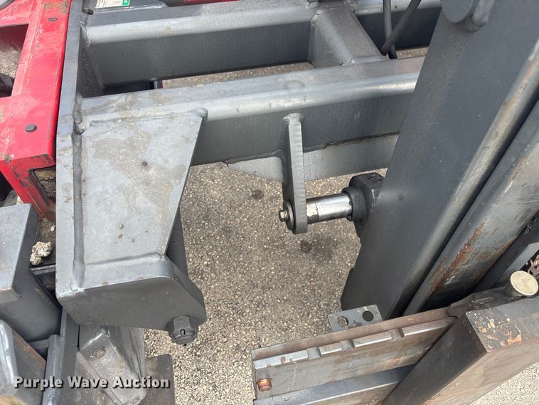 image for item DU0339 2017 Moffett M8 55.4 forklift