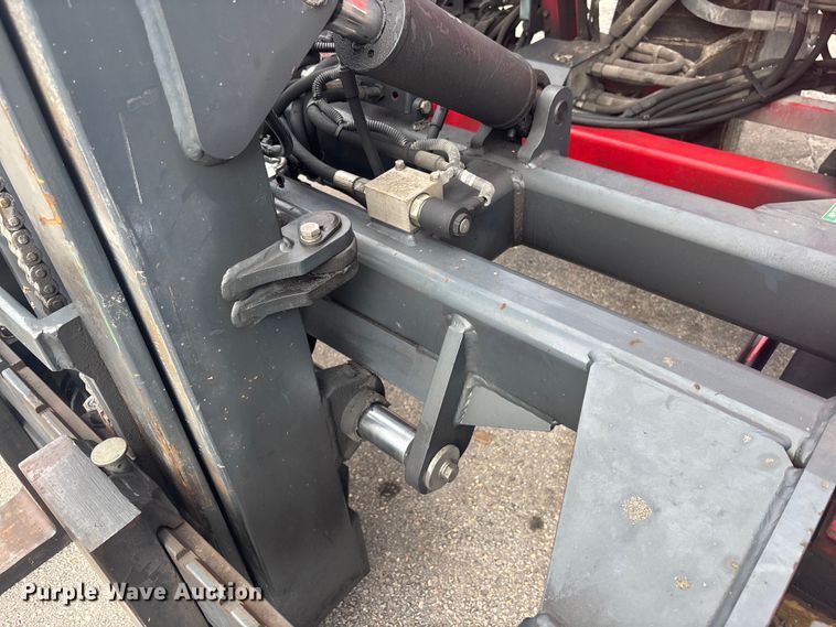 image for item DU0339 2017 Moffett M8 55.4 forklift