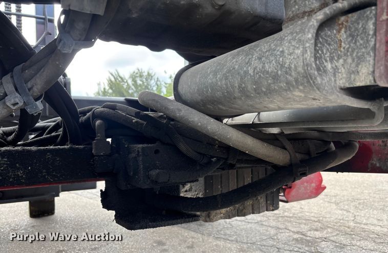 image for item DU0339 2017 Moffett M8 55.4 forklift