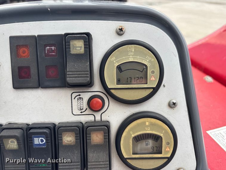 image for item DU0339 2017 Moffett M8 55.4 forklift