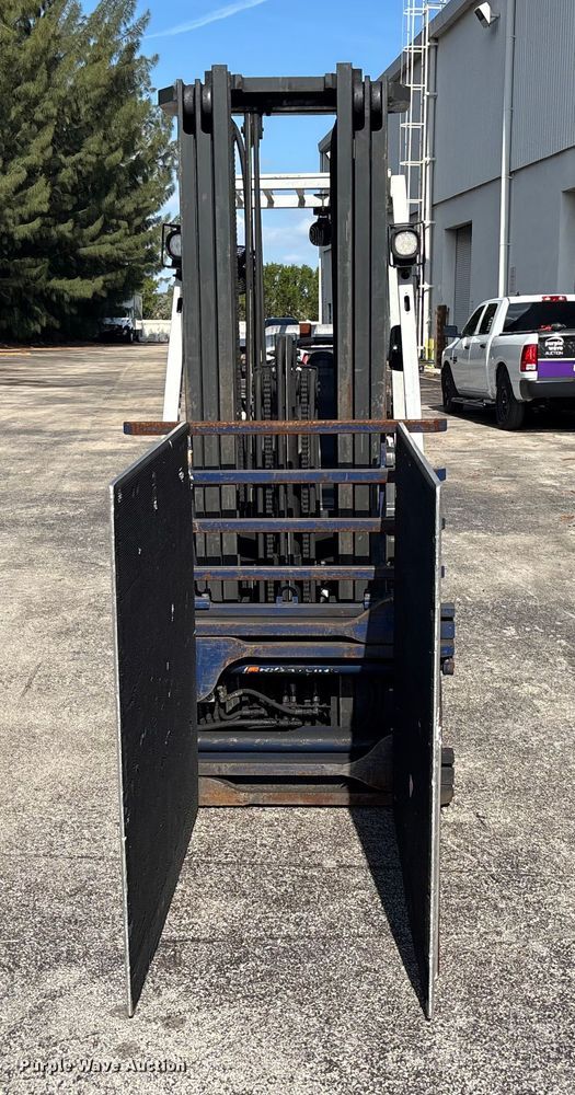 image for item DU0340 2018 UniCarriers CFS40 forklift