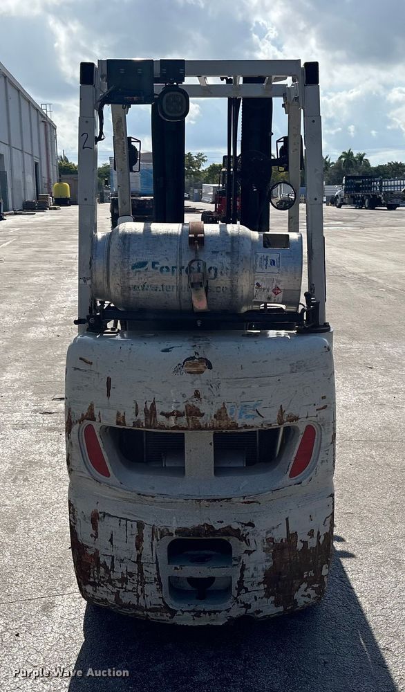 image for item DU0340 2018 UniCarriers CFS40 forklift