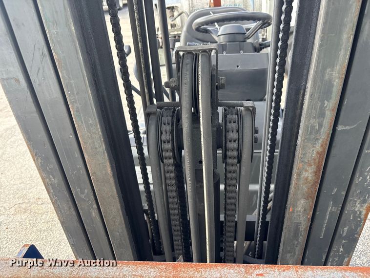 image for item DU0340 2018 UniCarriers CFS40 forklift