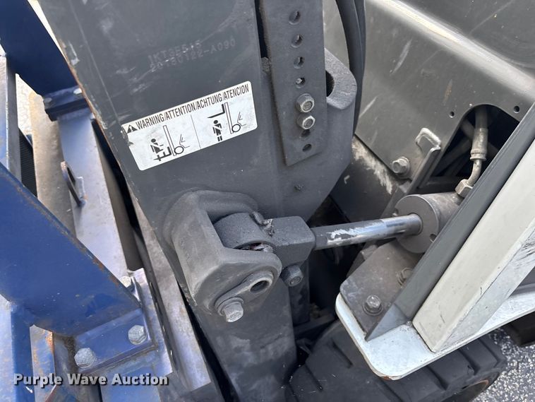 image for item DU0340 2018 UniCarriers CFS40 forklift