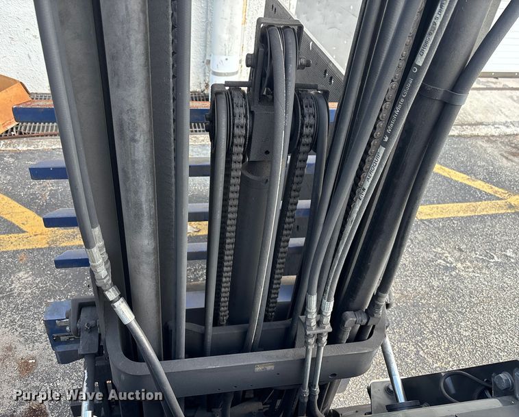 image for item DU0340 2018 UniCarriers CFS40 forklift