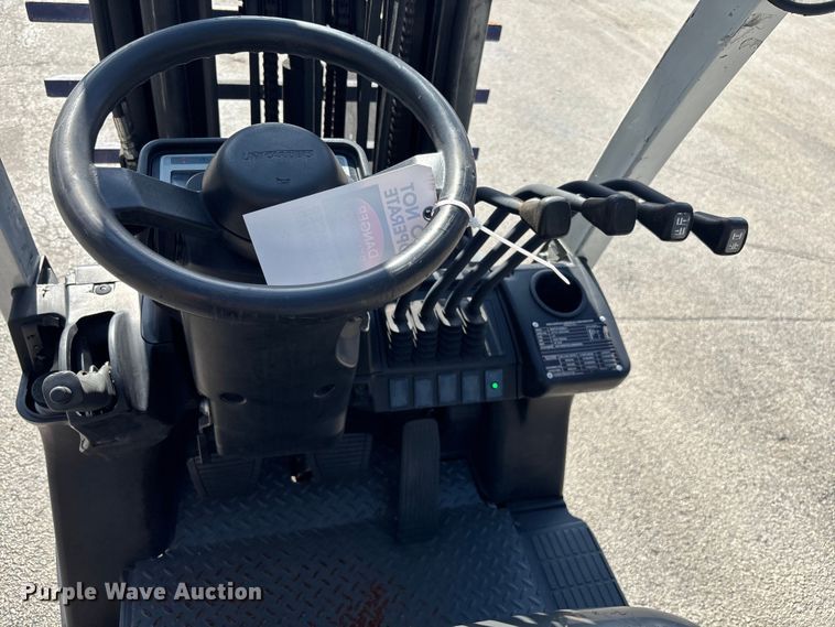 image for item DU0340 2018 UniCarriers CFS40 forklift