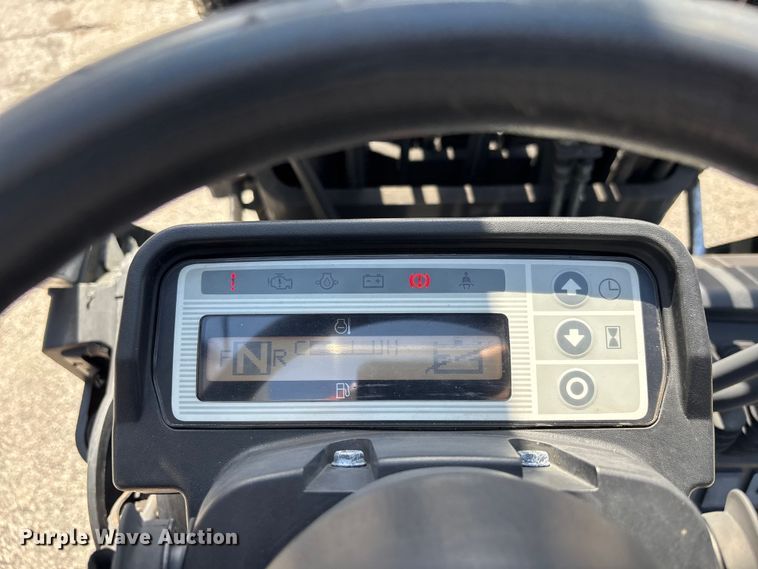 image for item DU0340 2018 UniCarriers CFS40 forklift