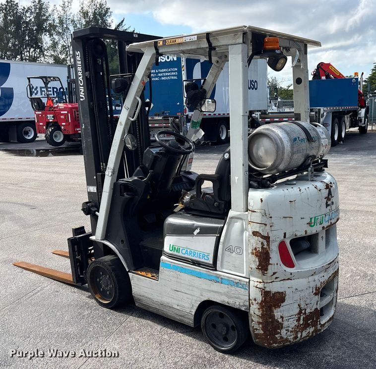 image for item DU0341 2018 UniCarriers CFS40 forklift