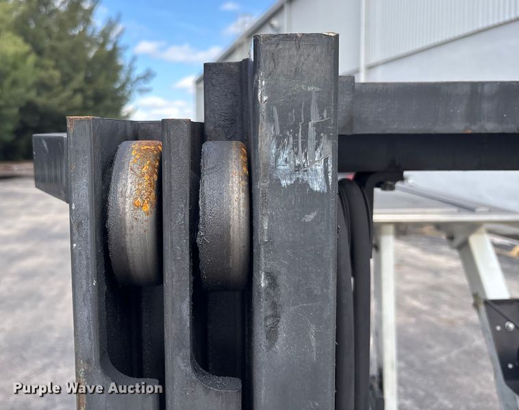 image for item DU0341 2018 UniCarriers CFS40 forklift