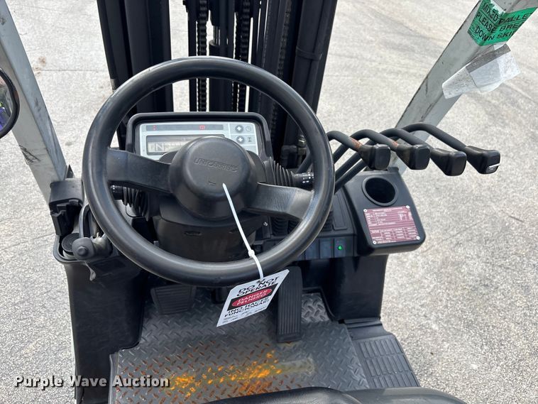 image for item DU0341 2018 UniCarriers CFS40 forklift