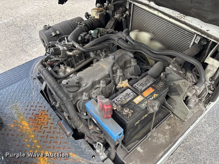 image for item DU0341 2018 UniCarriers CFS40 forklift