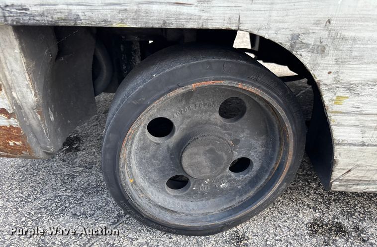 image for item DU0341 2018 UniCarriers CFS40 forklift