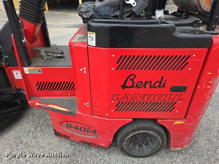image for item DU2655 2015 Bendi B40I4 forklift
