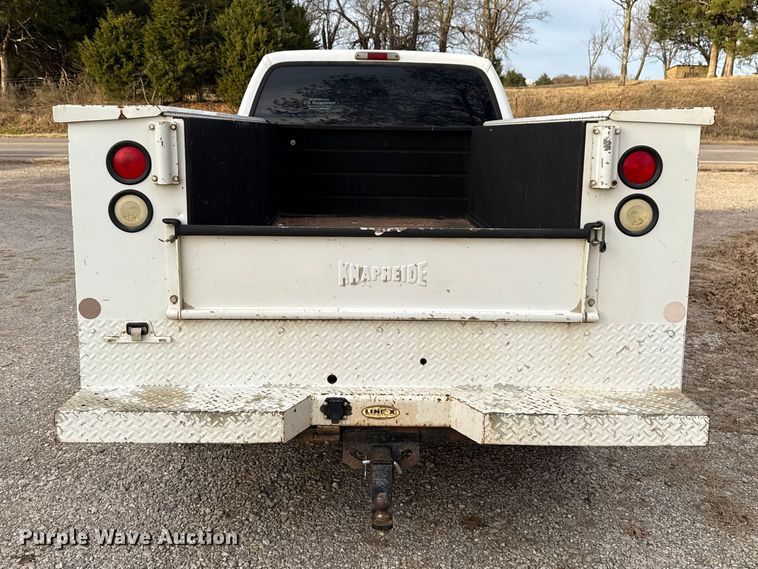 image for item DW5203 2001 Ford F250 Super Duty SuperCab utility bed pickup truck