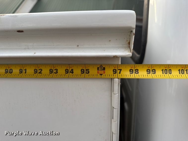 image for item DW5203 2001 Ford F250 Super Duty SuperCab utility bed pickup truck