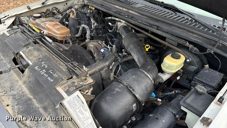 image for item DW5203 2001 Ford F250 Super Duty SuperCab utility bed pickup truck