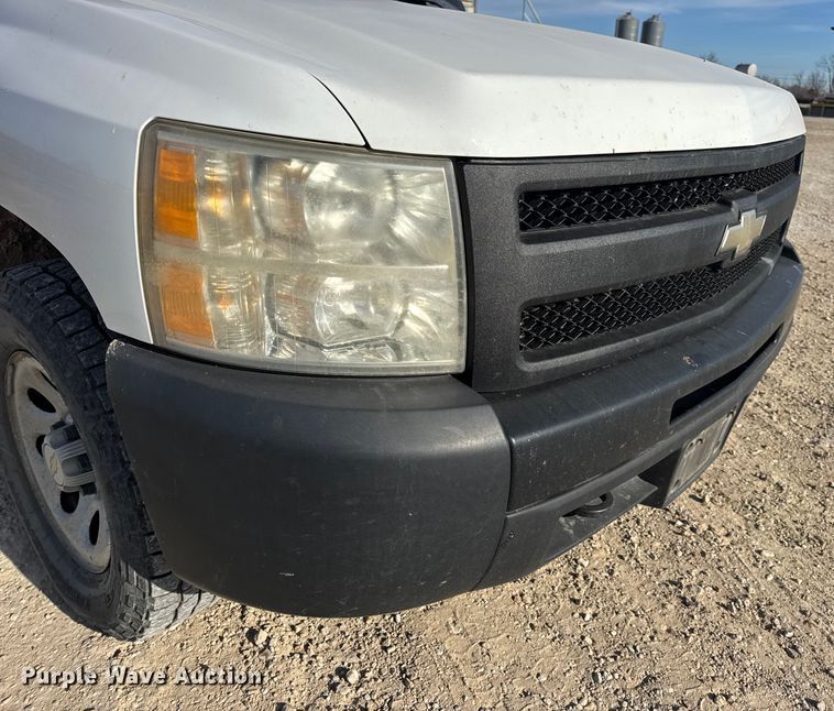 image for item DW6723 2009 Chevrolet Silverado 1500 Ext. Cab pickup truck