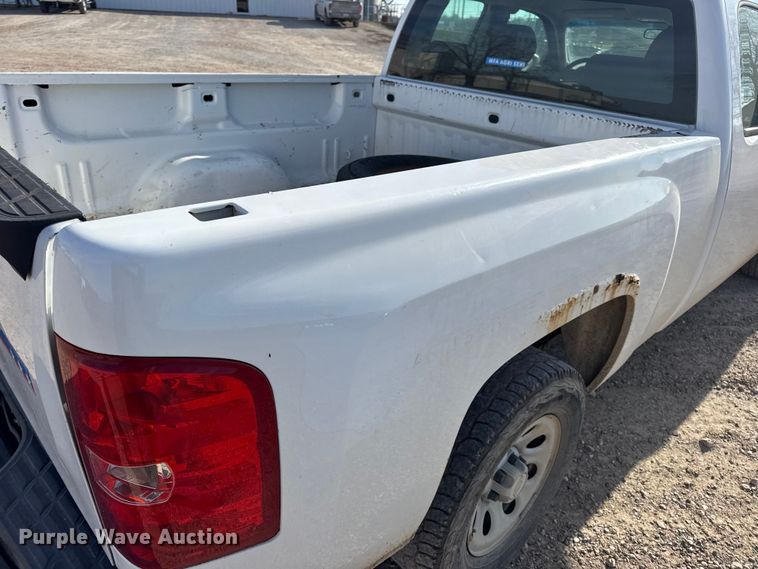image for item DW6723 2009 Chevrolet Silverado 1500 Ext. Cab pickup truck