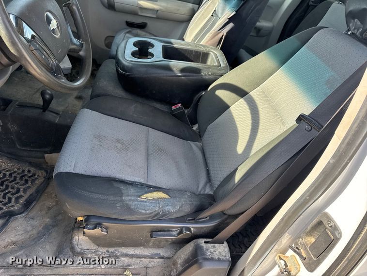 image for item DW6723 2009 Chevrolet Silverado 1500 Ext. Cab pickup truck