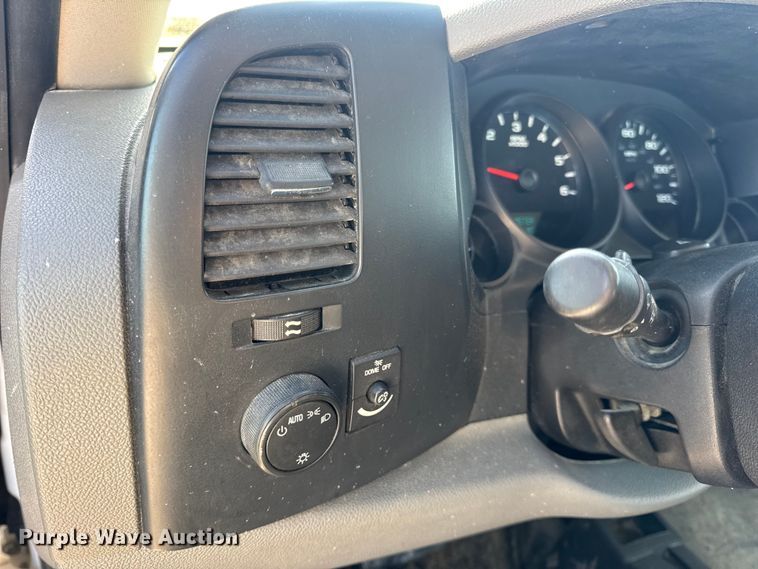 image for item DW6723 2009 Chevrolet Silverado 1500 Ext. Cab pickup truck