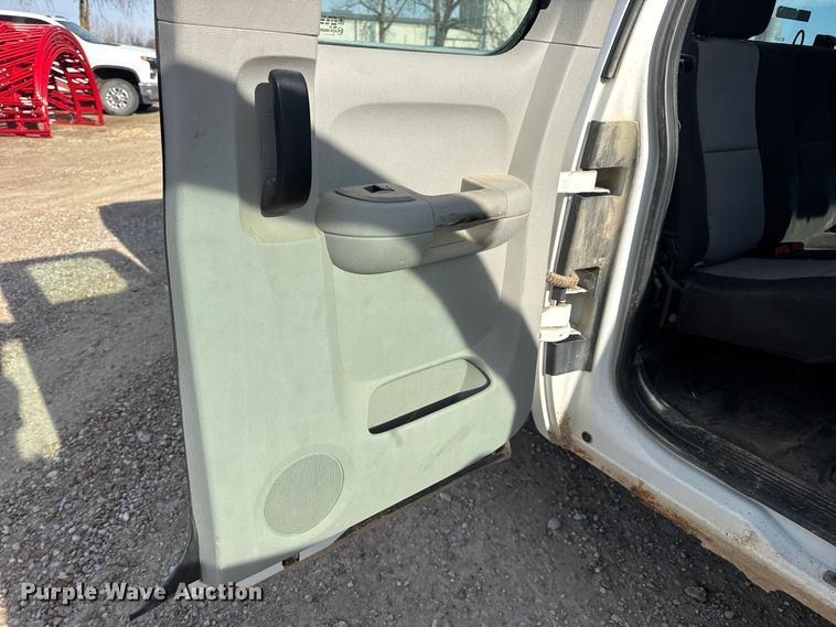 image for item DW6723 2009 Chevrolet Silverado 1500 Ext. Cab pickup truck