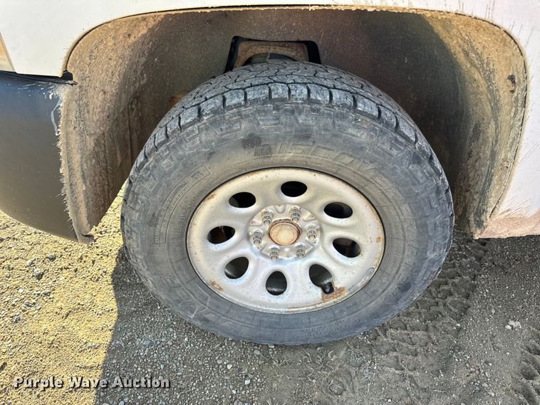 image for item DW6723 2009 Chevrolet Silverado 1500 Ext. Cab pickup truck