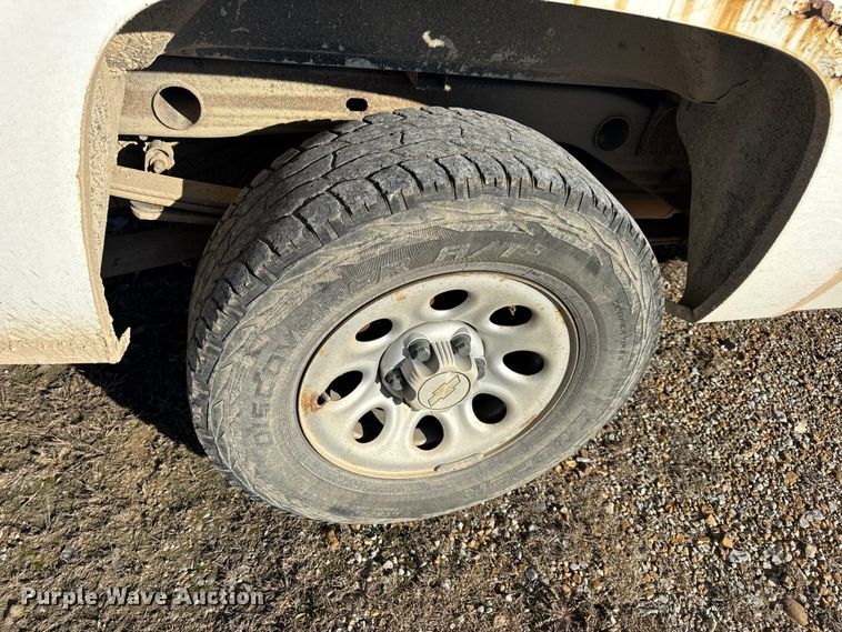 image for item DW6723 2009 Chevrolet Silverado 1500 Ext. Cab pickup truck