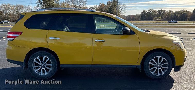 image for item DW7276 2014 Nissan Pathfinder SUV