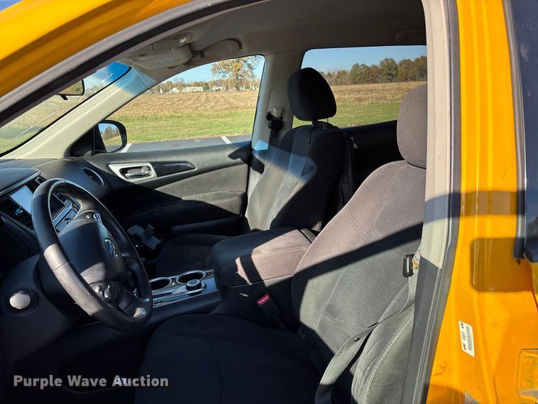 image for item DW7276 2014 Nissan Pathfinder SUV