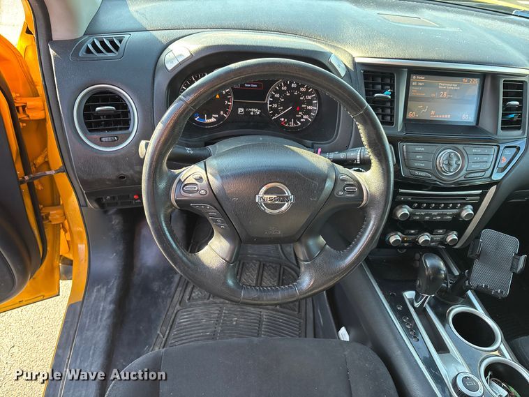 image for item DW7276 2014 Nissan Pathfinder SUV