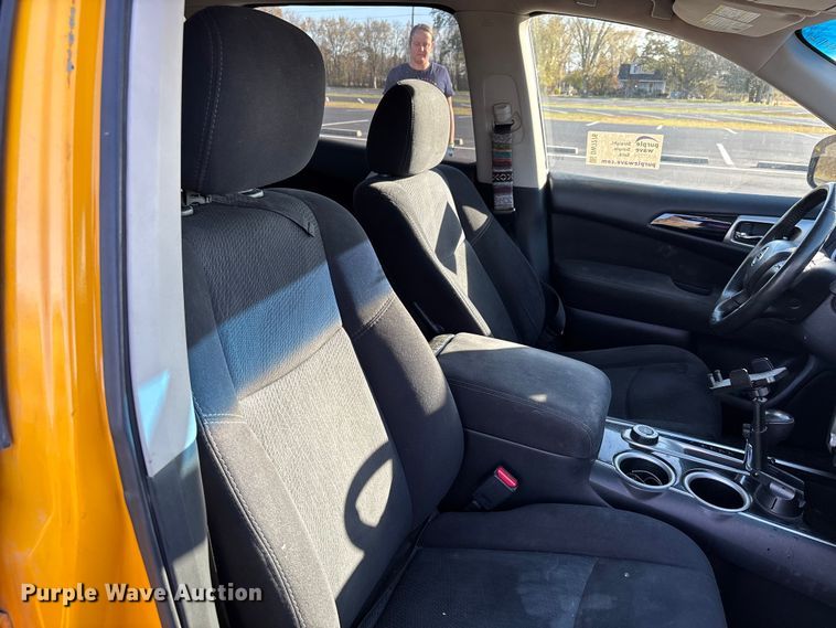 image for item DW7276 2014 Nissan Pathfinder SUV