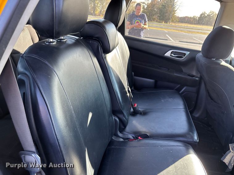 image for item DW7276 2014 Nissan Pathfinder SUV