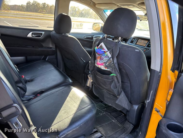 image for item DW7276 2014 Nissan Pathfinder SUV