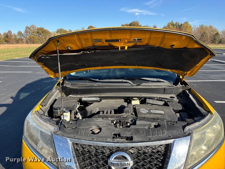 image for item DW7276 2014 Nissan Pathfinder SUV