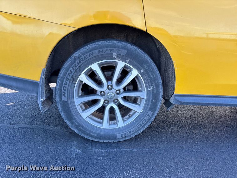 image for item DW7276 2014 Nissan Pathfinder SUV