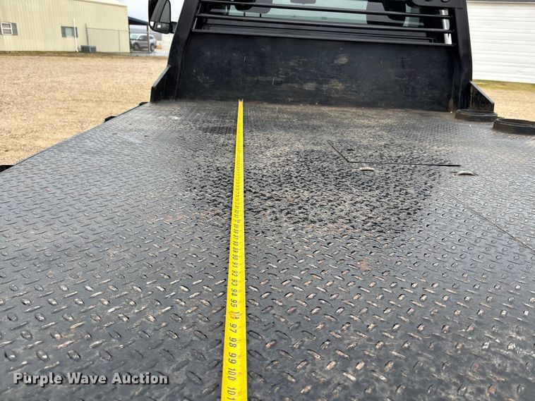 image for item DW7366 2013 RAM 3500 flatbed pickup truck