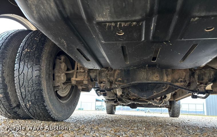 image for item DW7366 2013 RAM 3500 flatbed pickup truck