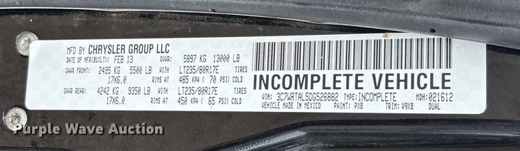 image for item DW7366 2013 RAM 3500 flatbed pickup truck