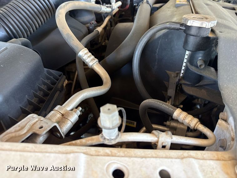 image for item DY0861 2018 RAM 1500 Crew Cab pickup truck