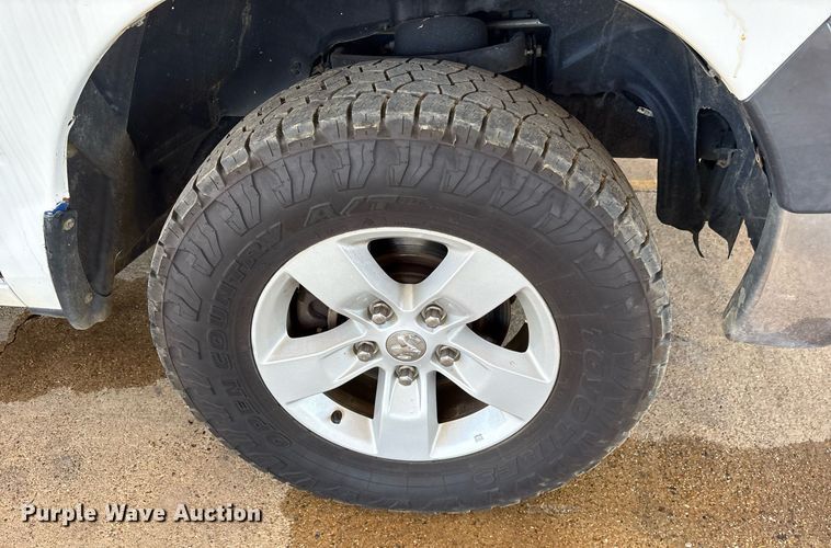 image for item DY0861 2018 RAM 1500 Crew Cab pickup truck