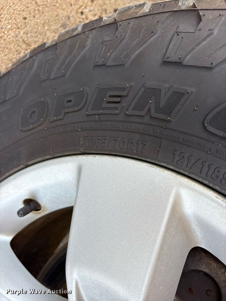 image for item DY0861 2018 RAM 1500 Crew Cab pickup truck