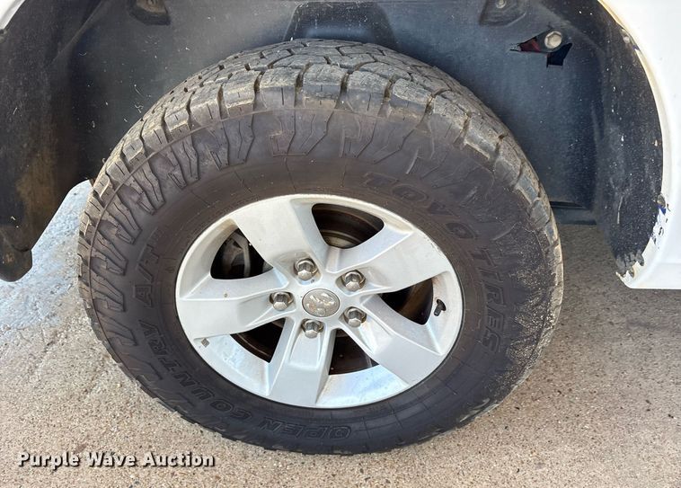 image for item DY0861 2018 RAM 1500 Crew Cab pickup truck