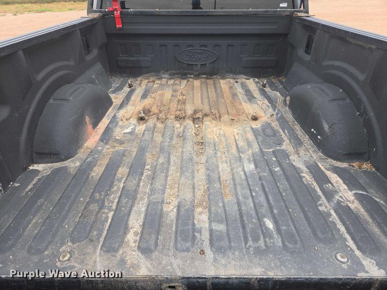 image for item DY1221 2016 Ford F150 XLT Ext. Cab pickup truck