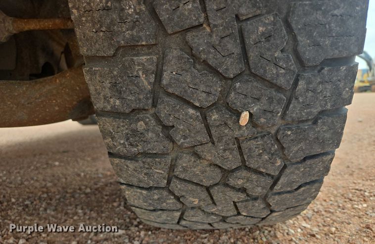 image for item DY1221 2016 Ford F150 XLT Ext. Cab pickup truck