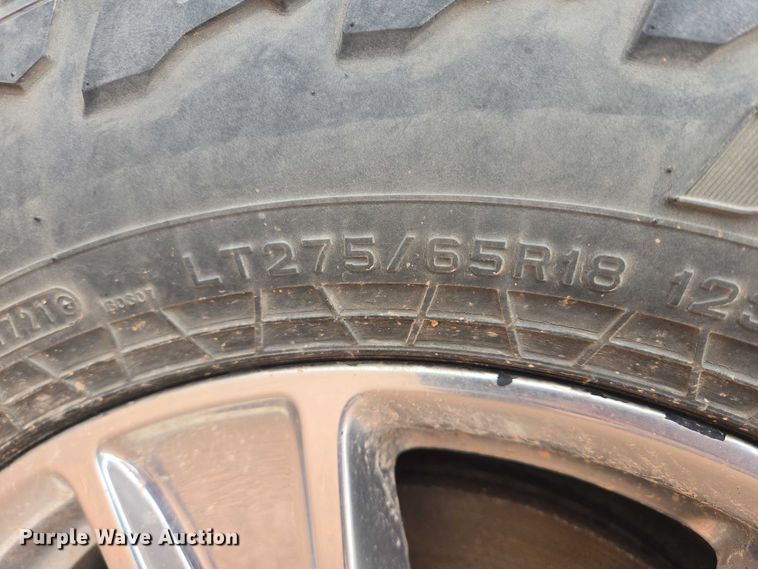 image for item DY1221 2016 Ford F150 XLT Ext. Cab pickup truck