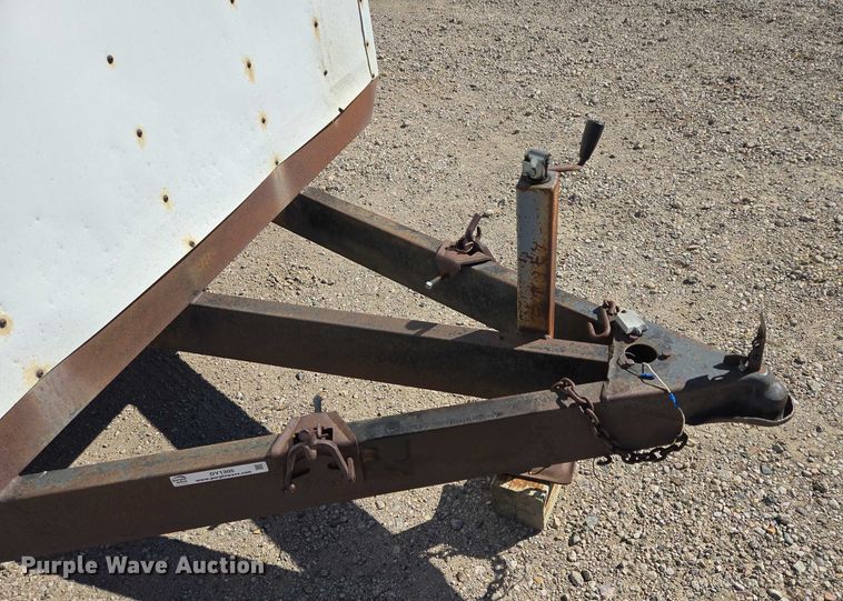 image for item DY1305 1984 Wells Cargo Express Wagon enclosed cargo trailer