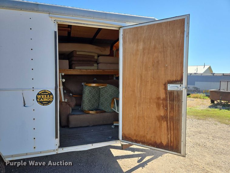 image for item DY1305 1984 Wells Cargo Express Wagon enclosed cargo trailer