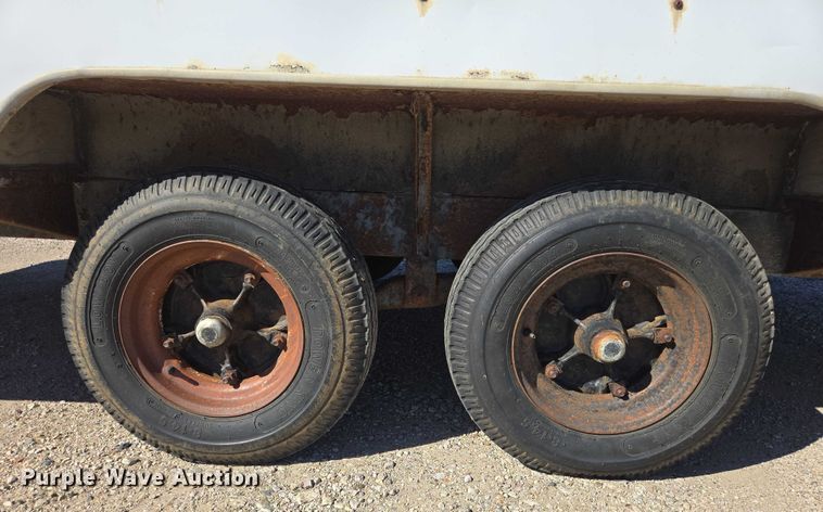 image for item DY1305 1984 Wells Cargo Express Wagon enclosed cargo trailer